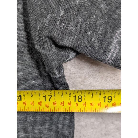 Elton John Farewell Yellow Brick Road 2019 Tour Distressed Gray T-Shirt MEDIUM - Picture 4 of 7